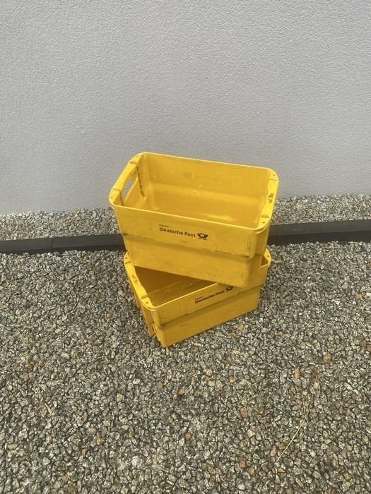 Mocne skrzynki pojemniki plastikowe