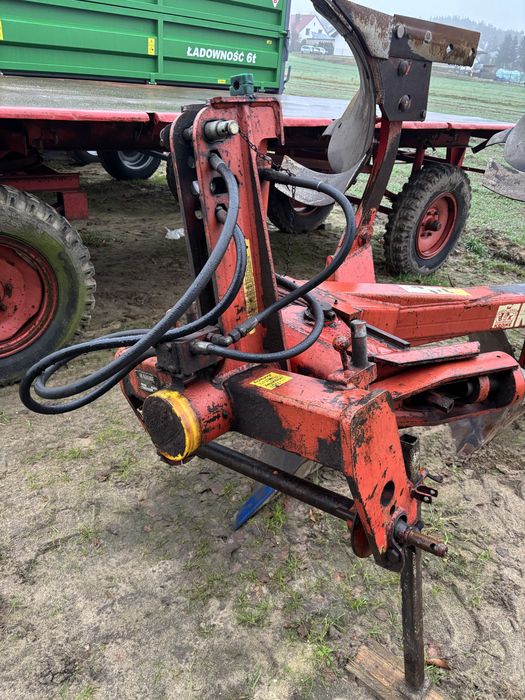 Pług obrotowy Krone. Pług Krone .pług 4skibowy