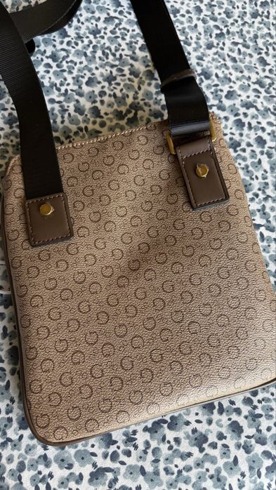 Bolsa Guess de homem nova