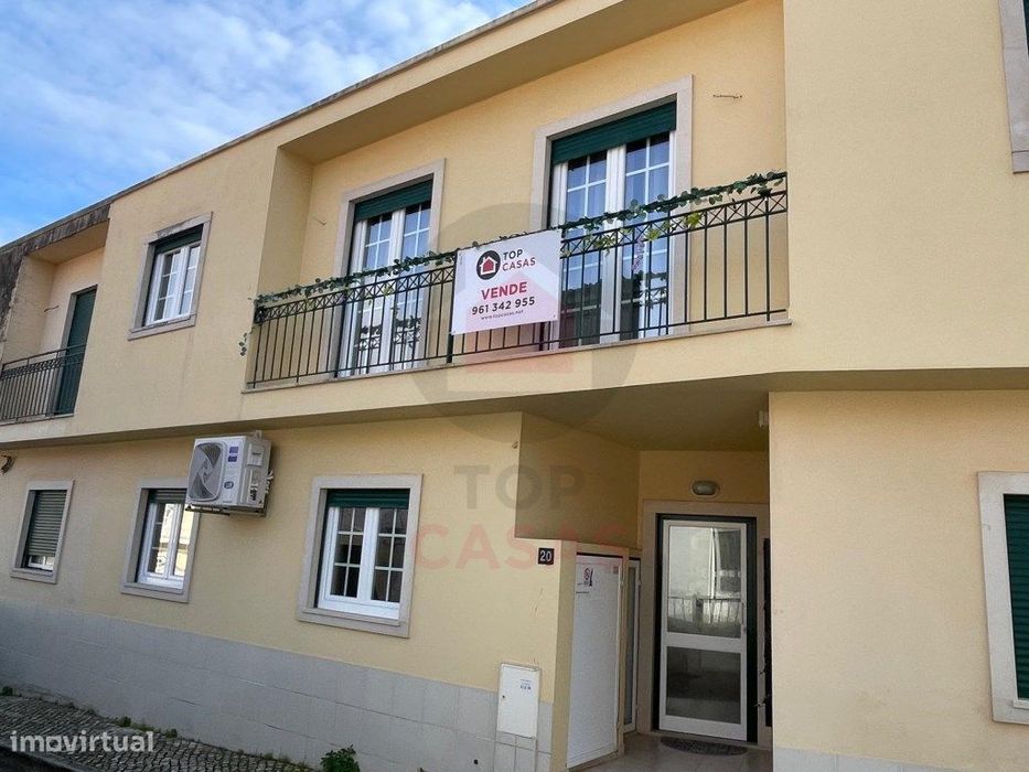 Apartamento T2 no centro da Foz do Arelho