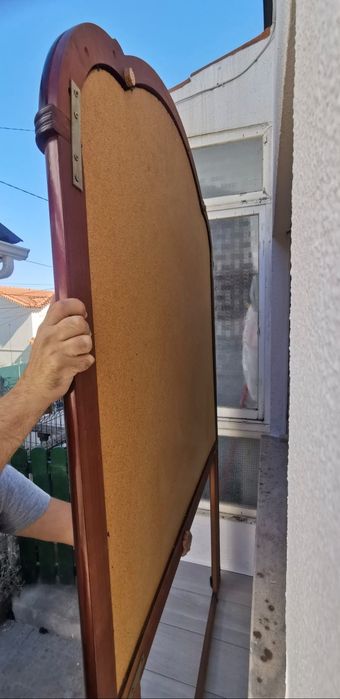 Espelho antigo em madeira