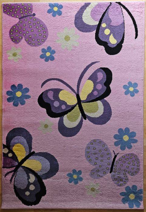 Dywan różowy motyle  kwiatki 133x190 dzieciecy