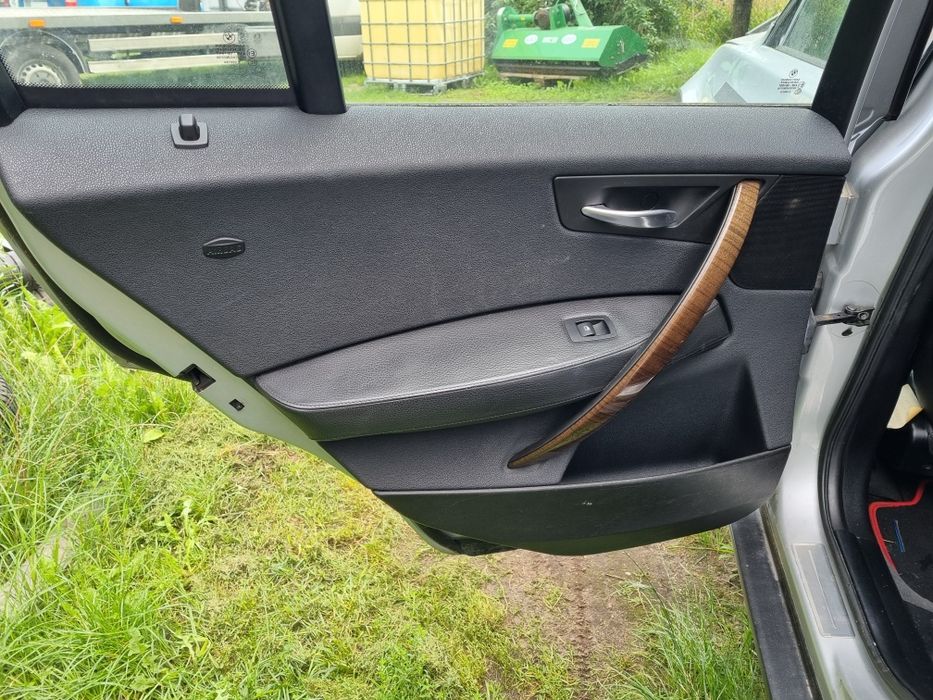 Fotele wnętrze czarna skóra Bmw e83