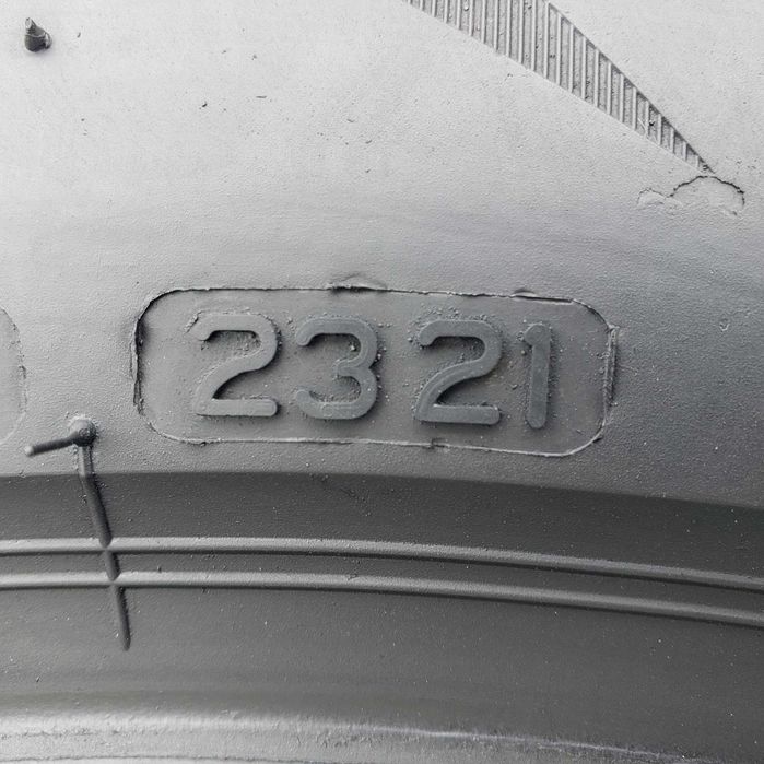 Шини 215/60 R17 Bridgestone (Бріджестони) 220$/4шт. зимова резина