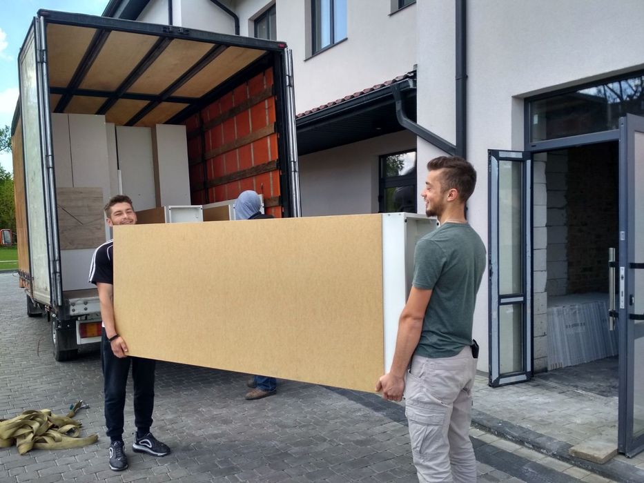 Послуги вантажників. Вантажники. Різноробочі. Вантажні перевезення.