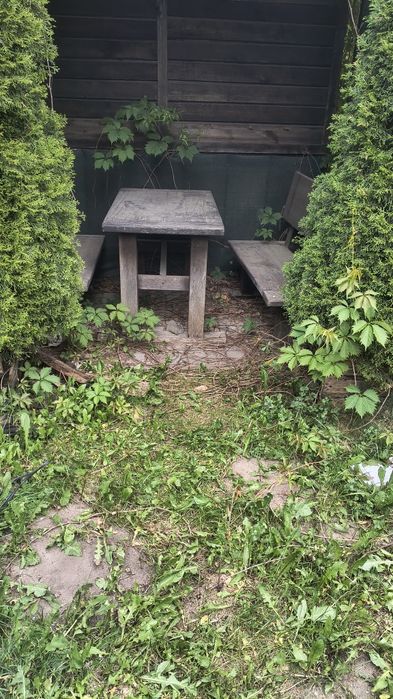 Komplet wypoczynkowy stół i dwie ławy
