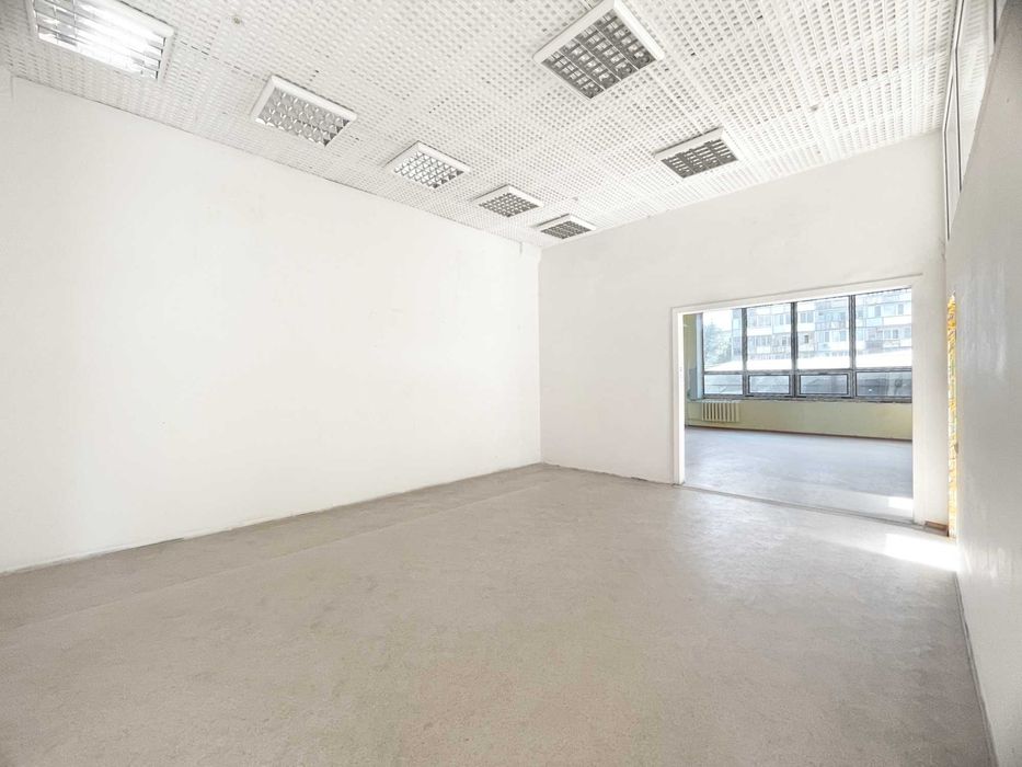 Оренда 1 поверх під магазин, офіси 353,7м на Севастопольській площі