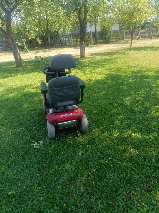 skuter wózek inwalidzki elektryczny pojazd