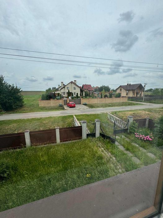 Житловий будинок та земельна ділянка 10,4 сот., с. Великий Дорошів