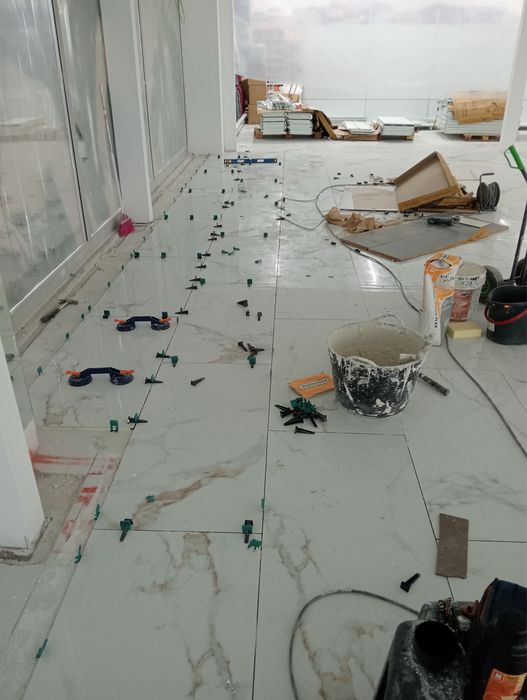 Serviços de trolha  remodelaçoes e construção