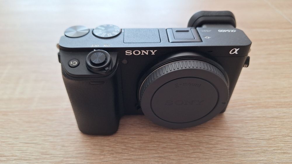 Sony A6400 plus dodatki