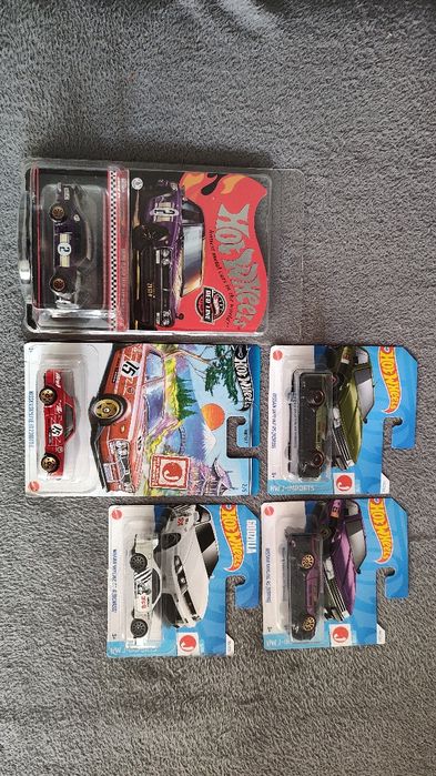 Hot Wheels Kolekcja Nissan Skyline RLC