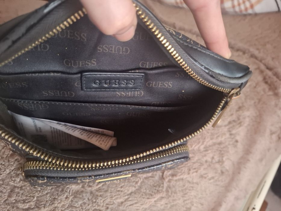Bolsa de cintura da Guess