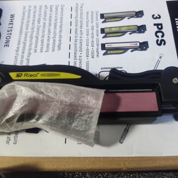Продам точилку для ножей RC 001A