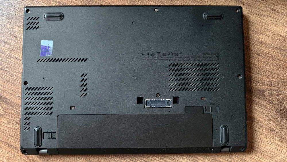Laptop Lenovo ThinkPad x240 12,5", CPU i5-4210U, RAM 8GB, SSD 256GB Win10P