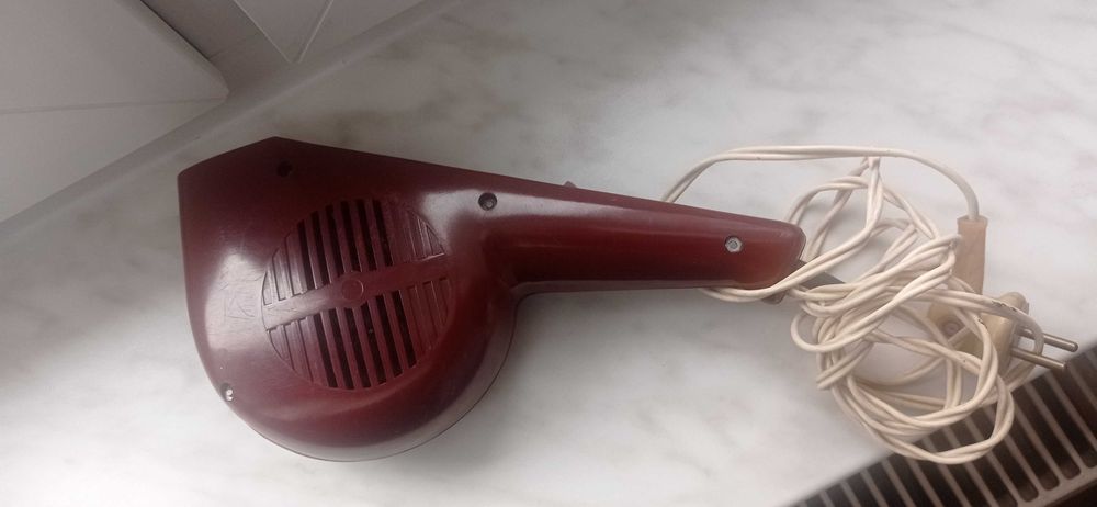 Suszarka do włosów rok 1965  Fema
