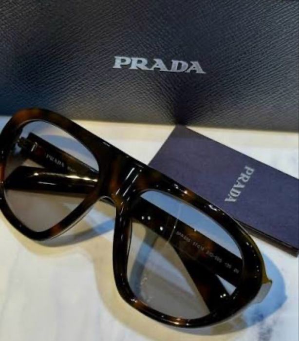 Nowe okulary przeciwsloneczne PRADA C05S