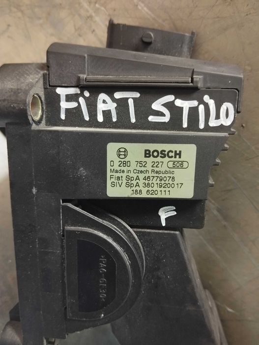 POTENCIOMETRO / PEDAL DO ACELERADOR FIAT STILO 0280752227 46779078