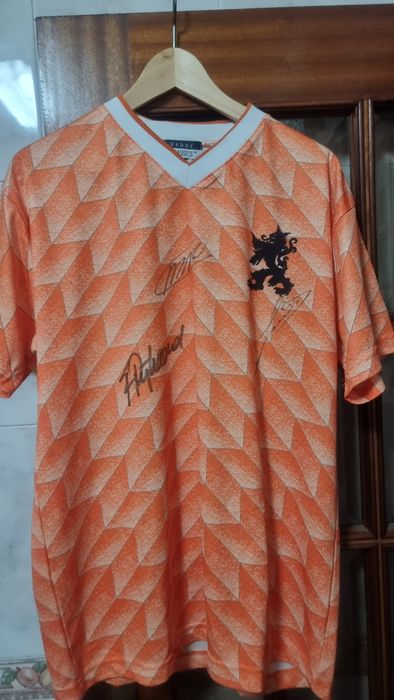 Camisola  da Holanda  da laranja mecânica  assinada  pelos 3 maiores
