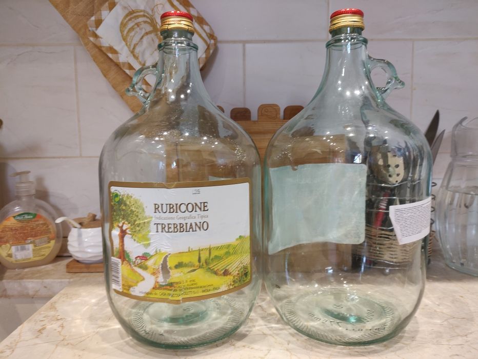 Продам бутыля 5 литров