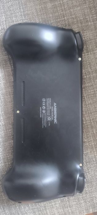 Ambernic rg556 pouco usada