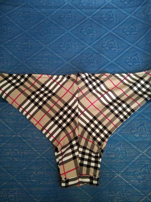 Купальник жіночий. Плавки.