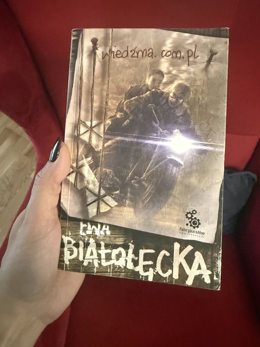 Ksiazka wiedzma.com.pl Wiedzma Ewa Bialolecka Komedia Czary Magia
