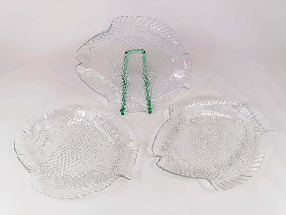 Zestaw trzech półmisków w kształcie ryby