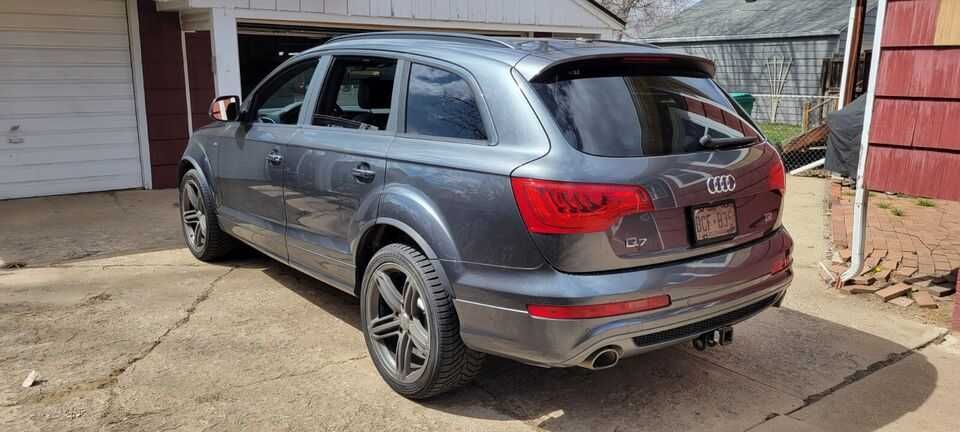 2013    Audi  Q7