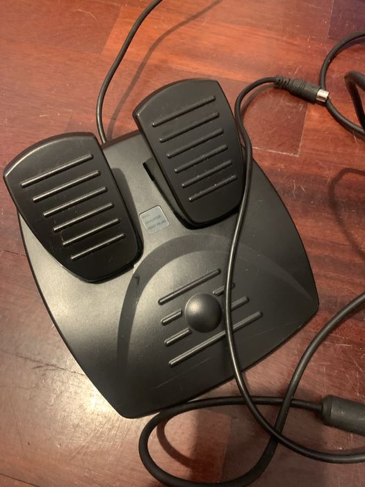 Volante e pedais Racing Wheel Ecostar para PS2