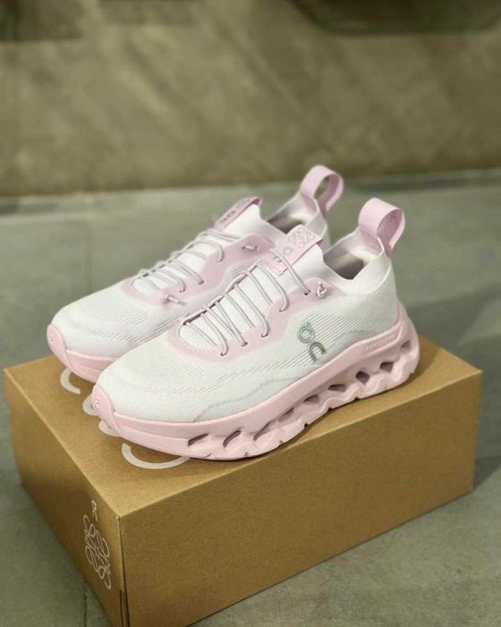 37-40 розмір - Running Cloudtilt в кольорі Pale Pink