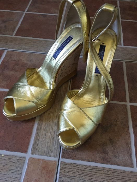 Босоножки золотого цвета на танкетке Ralph Lauren