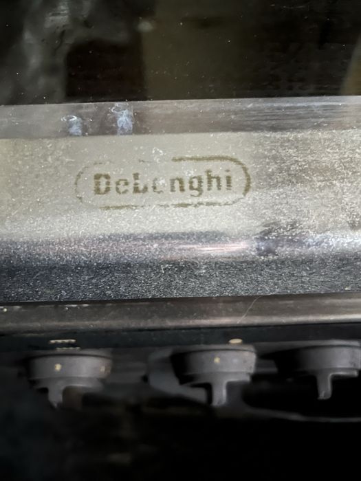 Газова плита Delonghi