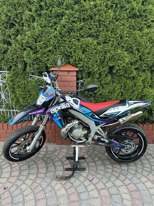 2018  aprilia sx 50 ŁADNY NISKI PRZEBIEG derbi senda aprilia sx kat. am od 14 lat motorower