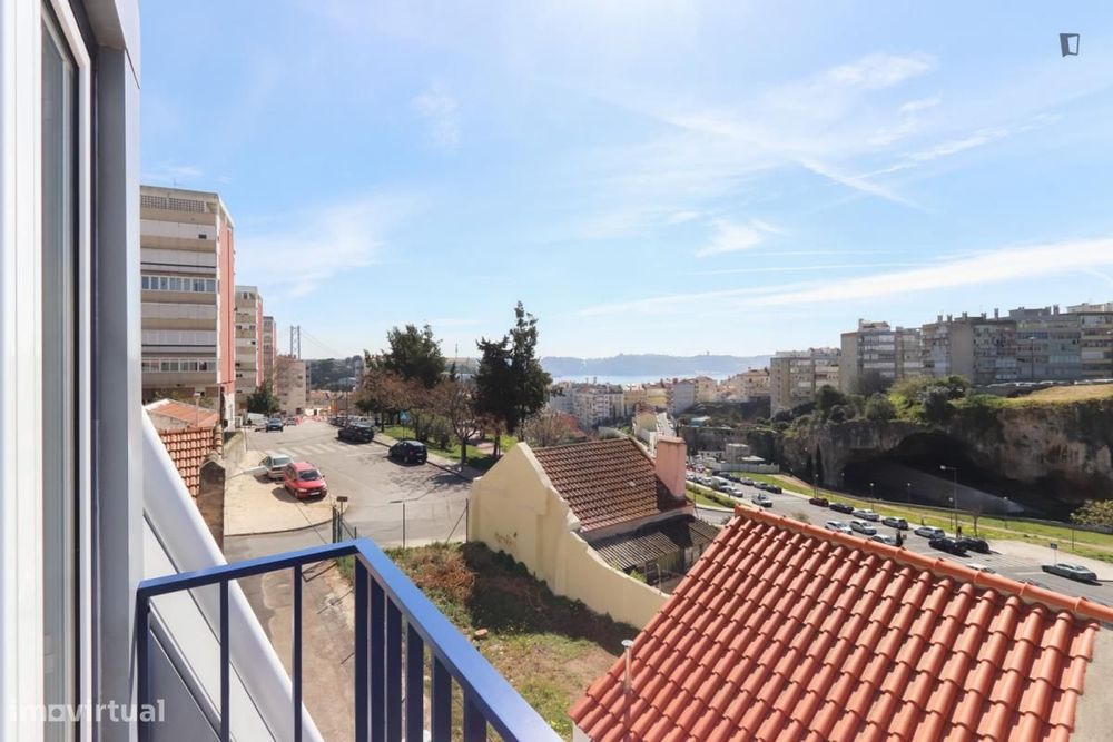 Apartamento com 1 quartos - localizado em Ajuda Lisbon