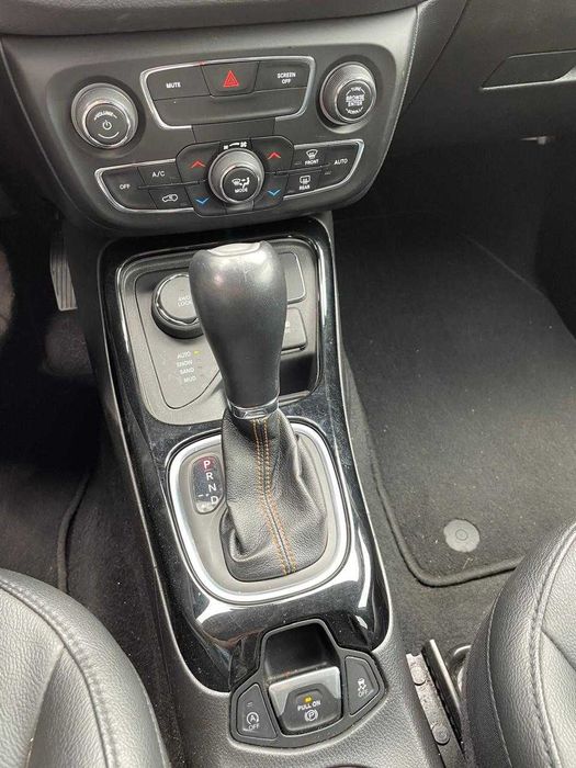 Автомобіль jeep Compass II