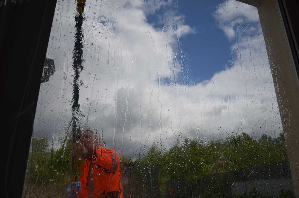 Mycie kostki,elewacji,dachów, okien, przeszkleń, usługi podnośnikiem