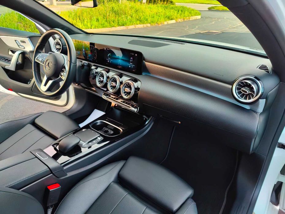 Mercedes-Benz A-Class      2021