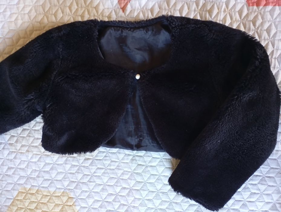 Casacos em pêlo sintético - 5/6 anos