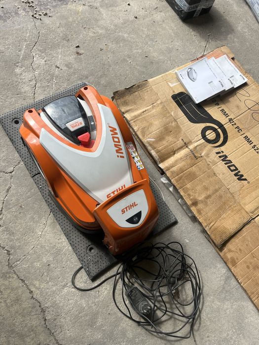 Robot koszący STIHL iMow 422 jak nowy