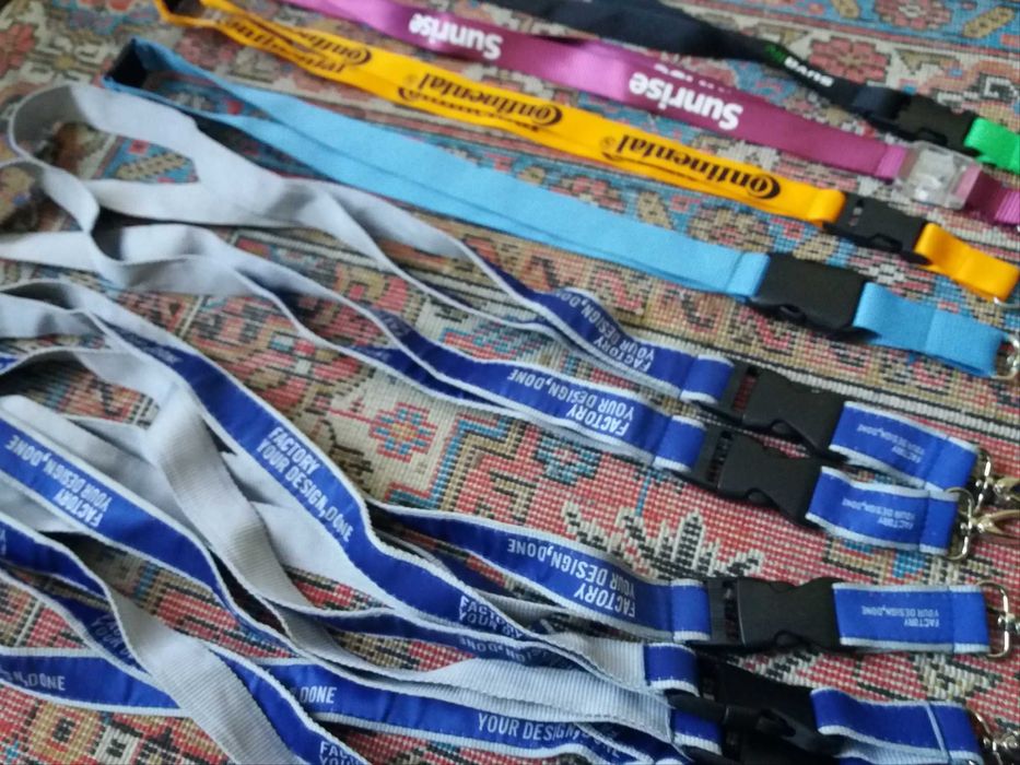 Ремешок на шею, для бейджика, пропуска и т.д.