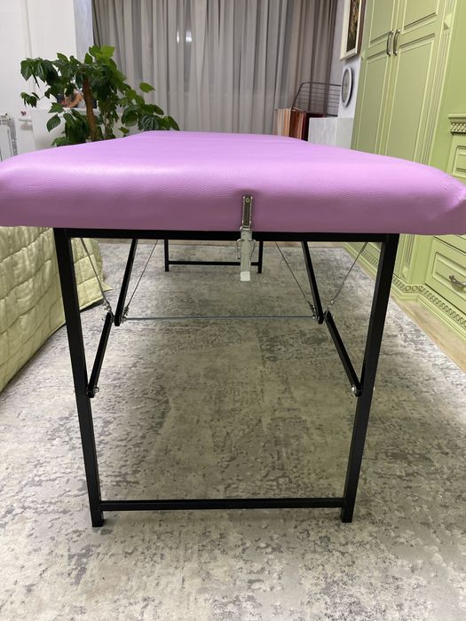 Масажний стіл для масажу  та інших косметологичних процедур