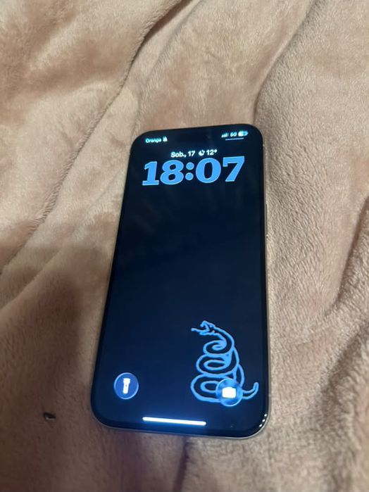 Iphone 15 pro stan igla
