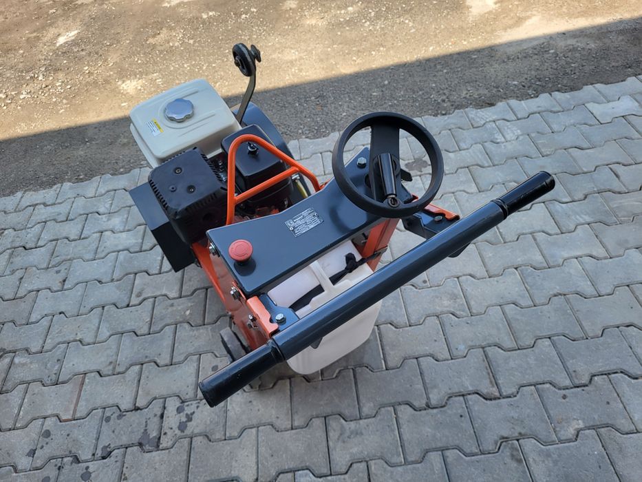 Przecinarka jezdna piła Husqvarna FS400 tarcza max 500