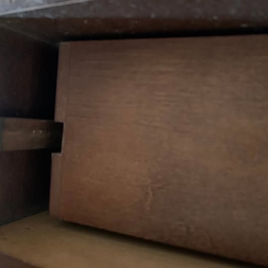 Prateleira/escaparate de madeira maciça