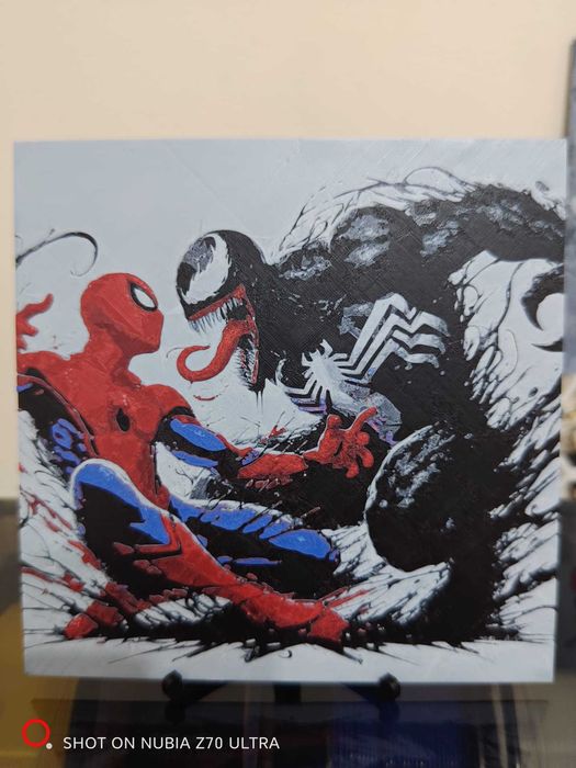 Quadro Decorativo 3D Marvel: Spider-Man vs Venom - Arte em Relevo com Suporte