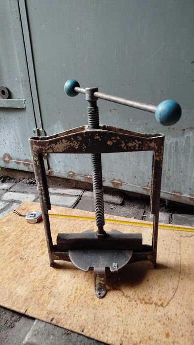 Съёмники шкивов подшипников разные