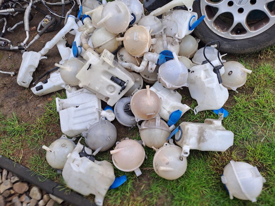 Торпеда.Консоль  Шкода Октавія Тур, Суперб 1,  Суперб 2.  Стан ідеал.