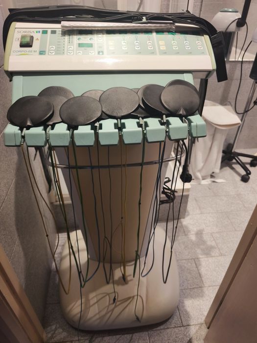 Marquesa, máquina LPJ, eletroestimulador, ventilador de ar (Porto)