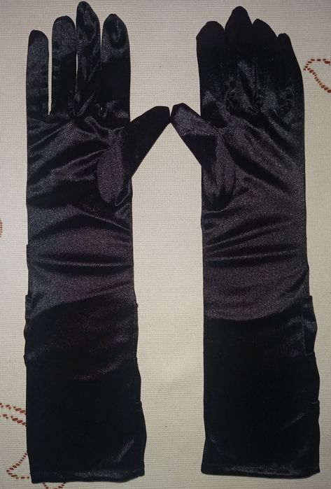 Czarne długie aksamitne  rękawiczki
